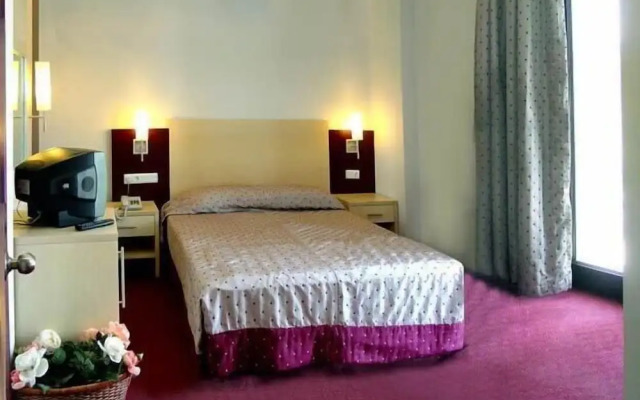 Side Elis Hotel