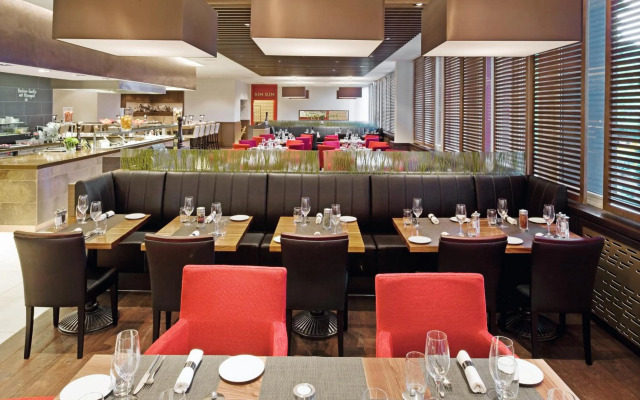Mövenpick Hotel Zuerich-Airport