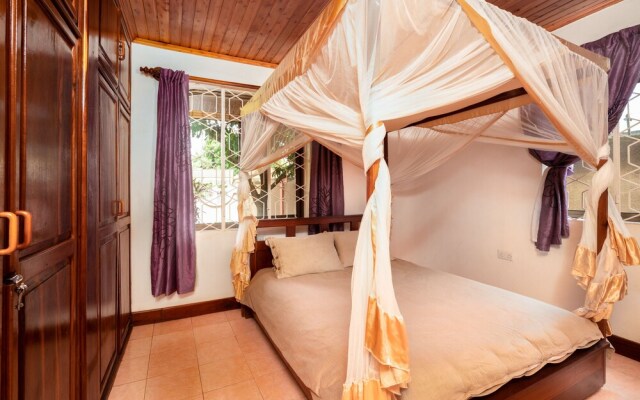 Footprints Hostel