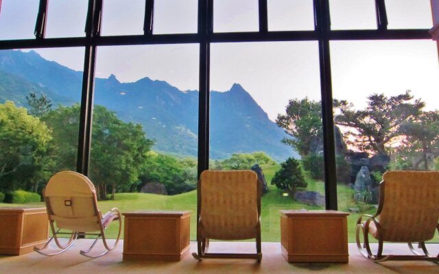 Yakushima Iwasaki Hotel