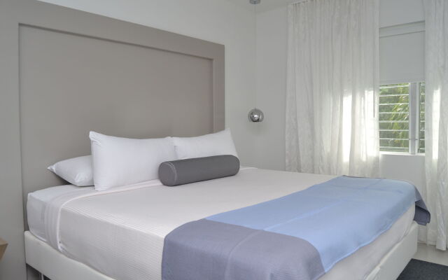 North Beach Hotel