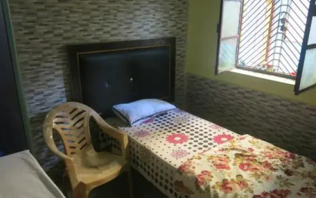 Tree Baba Hostel
