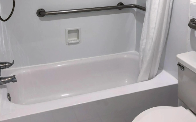 Roadstar Hotel Zephyrhills