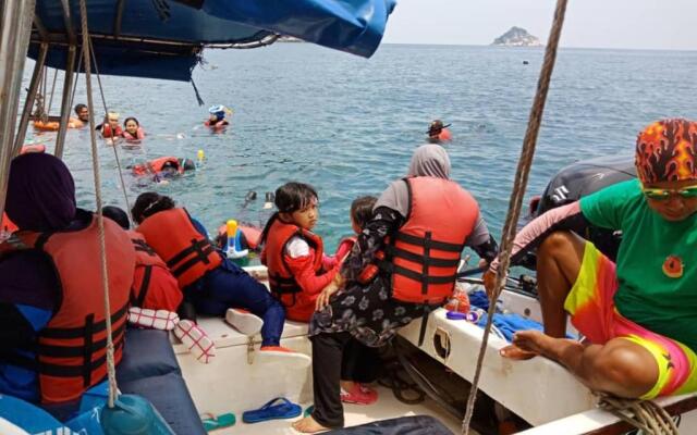 Tioman Santai Bistro Resort