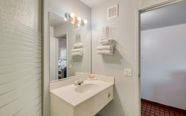 OYO Hotel Houston Southwest I-69