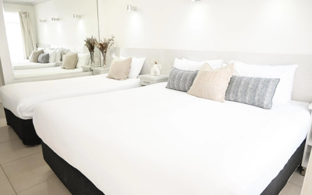 Bay Motel – Guest Rooms – Byron Bay