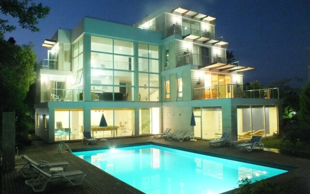 Aqualin Villas
