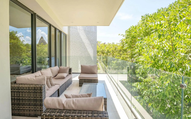 Casa Ceiba at Miranda