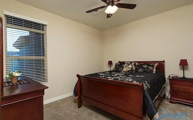 Pleasant Surprise By Signature Vacation Rentals