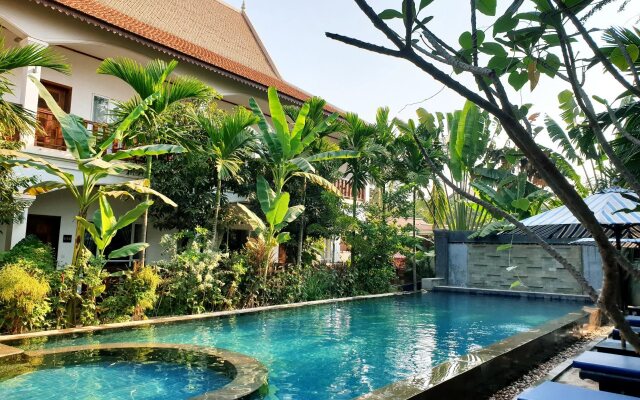 Rain Sey Angkor Art and Home