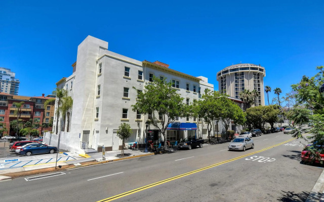 Motel 6 San Diego, CA - Downtown