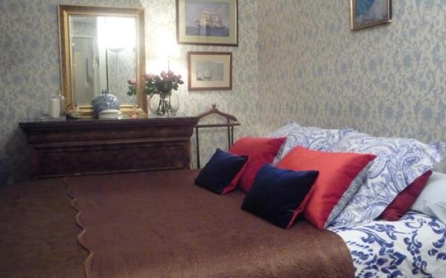 Bed And Breakfast Tour Eiffel 3