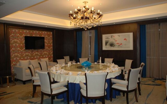 Yantai Dexin International Hotel