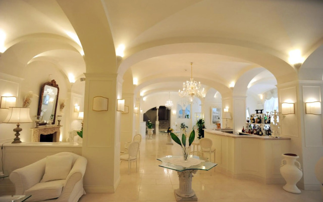 Minori Palace