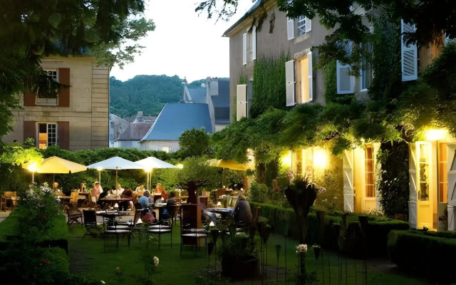 Hôtel La Roseraie