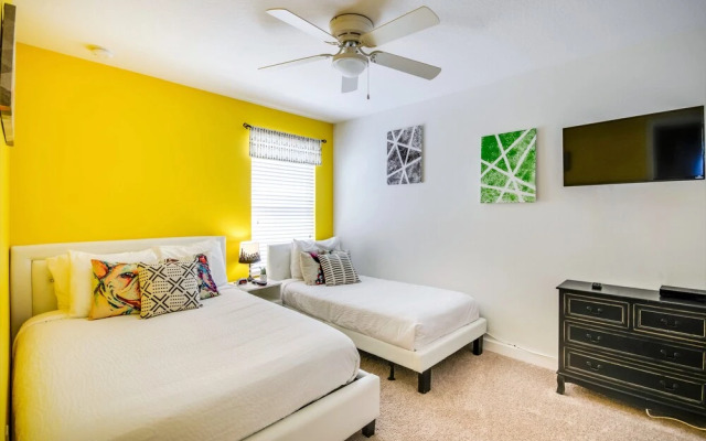 4707 Sleepy Hollow Drive