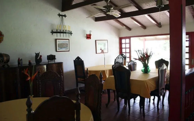 Finca Hotel El Rosario