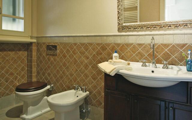 in Camaiore with 3 bedrooms and 2 bathrooms