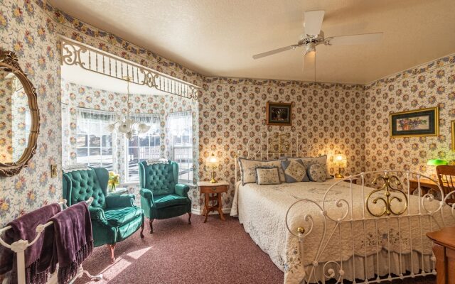 Apples Bed & Breakfast