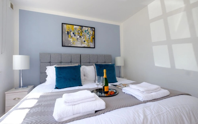 Riverwalk Apartment One