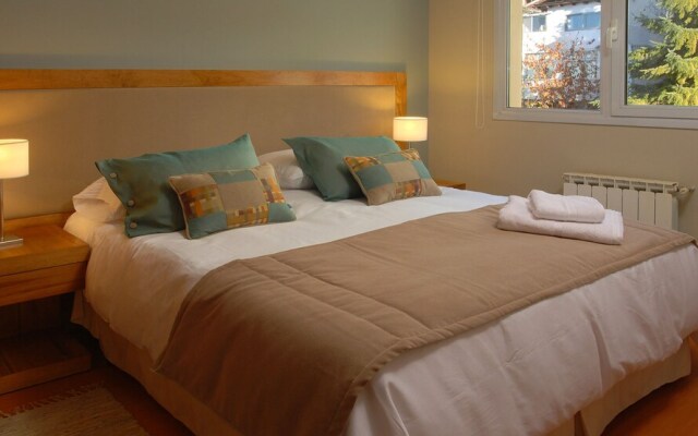 Luxury 2Bed 1Bath Great Lake Views - SM3