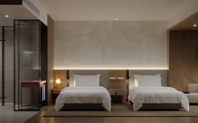 EVEN Wuhan Airport Zone by IHG
