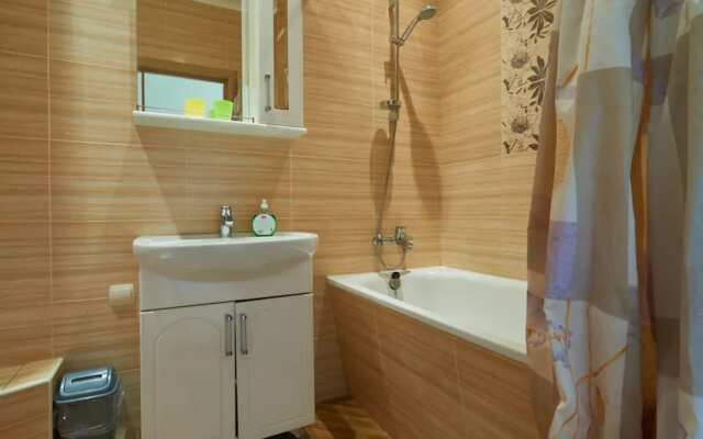 Апартаменты Home-Hotel, ул. Малая Житомирская, 10-2