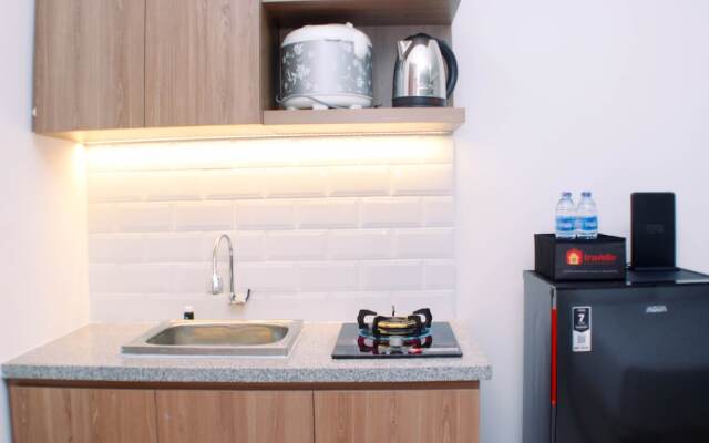 Comfy And Strategic Studio Apartment At Bassura City