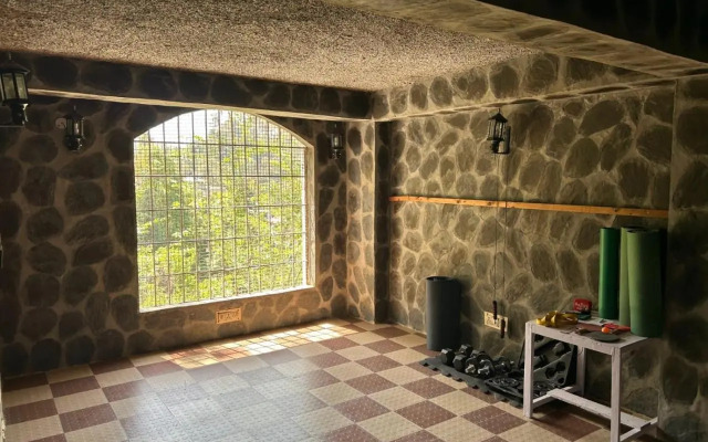 Homestay near Jutogh Church in Shimla