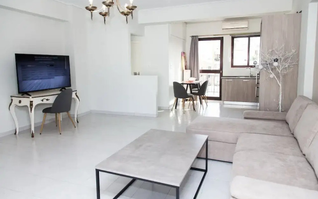 Gorgeous apt in Faliro with view
