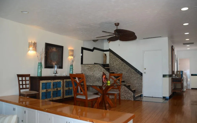 Caprice 14 Cable Beach Luxury Villa
