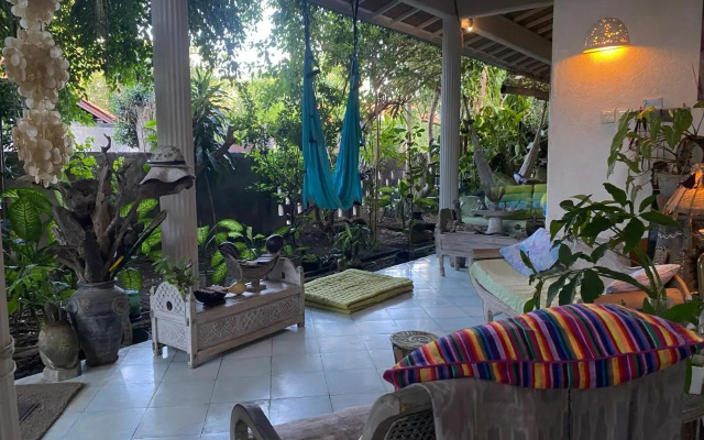 Shady Grove Healing Centre and Homestay