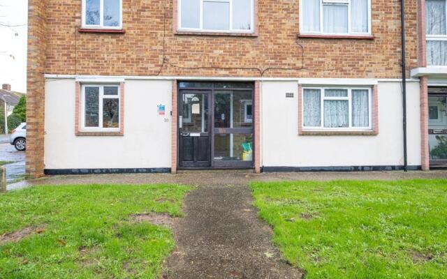 Brambles House West Drayton 3 Bedroom