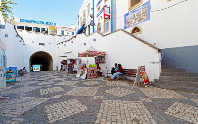 Albufeira Concept With Pool by Homing