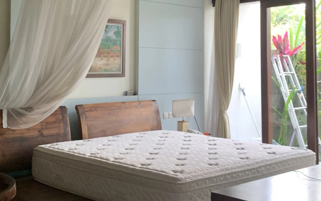 Ladera Villa Ubud by Zuzu
