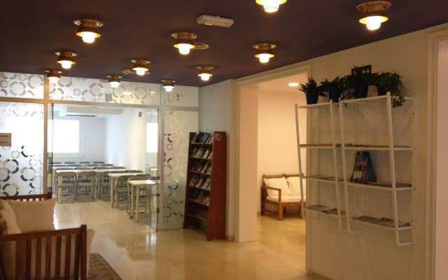 Estrella de Mar Youth Hostel