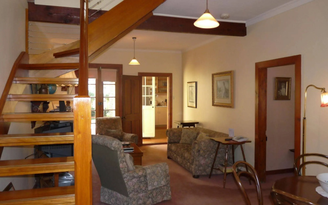 North Adelaide Heritage Cottages & Apartments – Guest Rooms – Adelaide