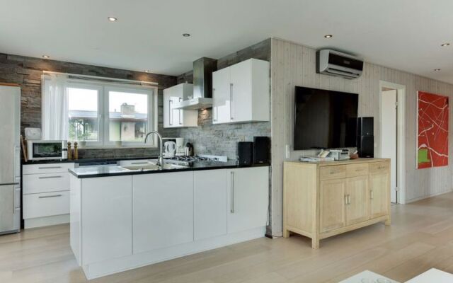 "Theodora" - 700m from the sea in NW Jutland