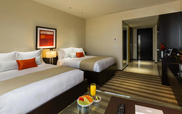 EB Hotel Miami