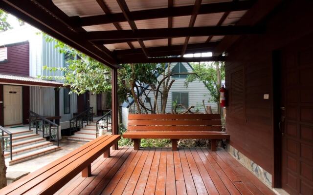 The Jungle House Hotel