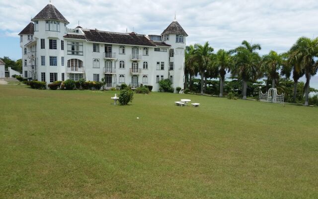 Seacastles Exora Beach Suite