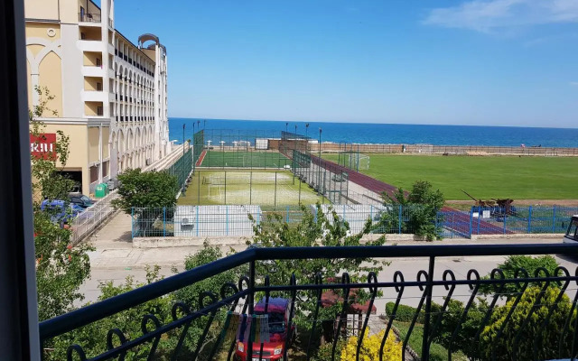 Sunny Island Obzor