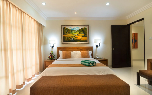 Peninsula Bay Resort