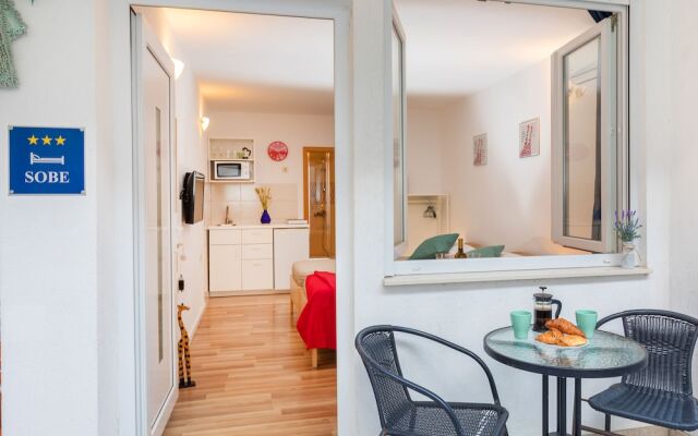 BIS Studio Apartment 3