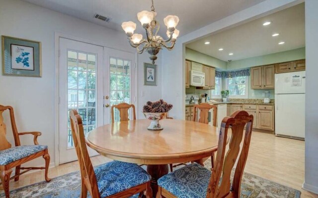 Evian 123 - Two Bedroom Condo