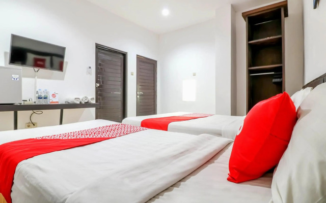 Capital O 1666 Grand Pudjawan Hotel Near Kuta Beach