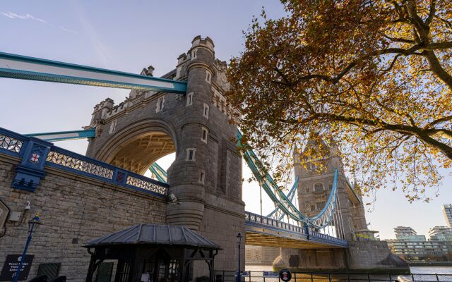 Bob W Tower of London