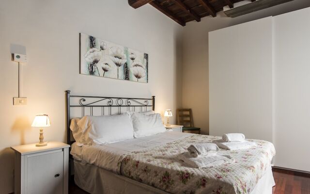 Borgo Pinti Apartment