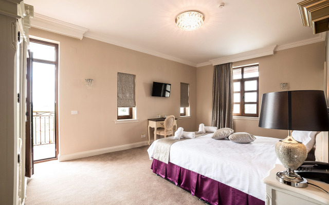 Frontier Europe Hotels Group