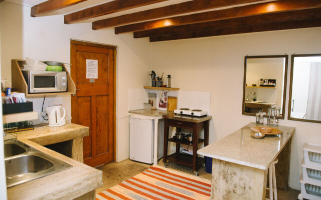 Mackaya Bella Guest House